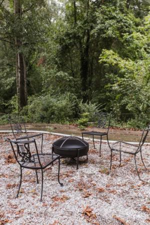 Greenway Garage With Firepit Athens Esterno foto